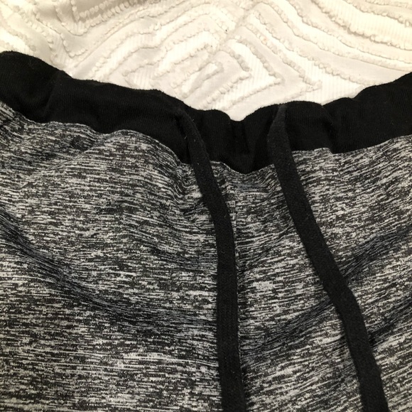 Workout shorts gray/black - Picture 2 of 5